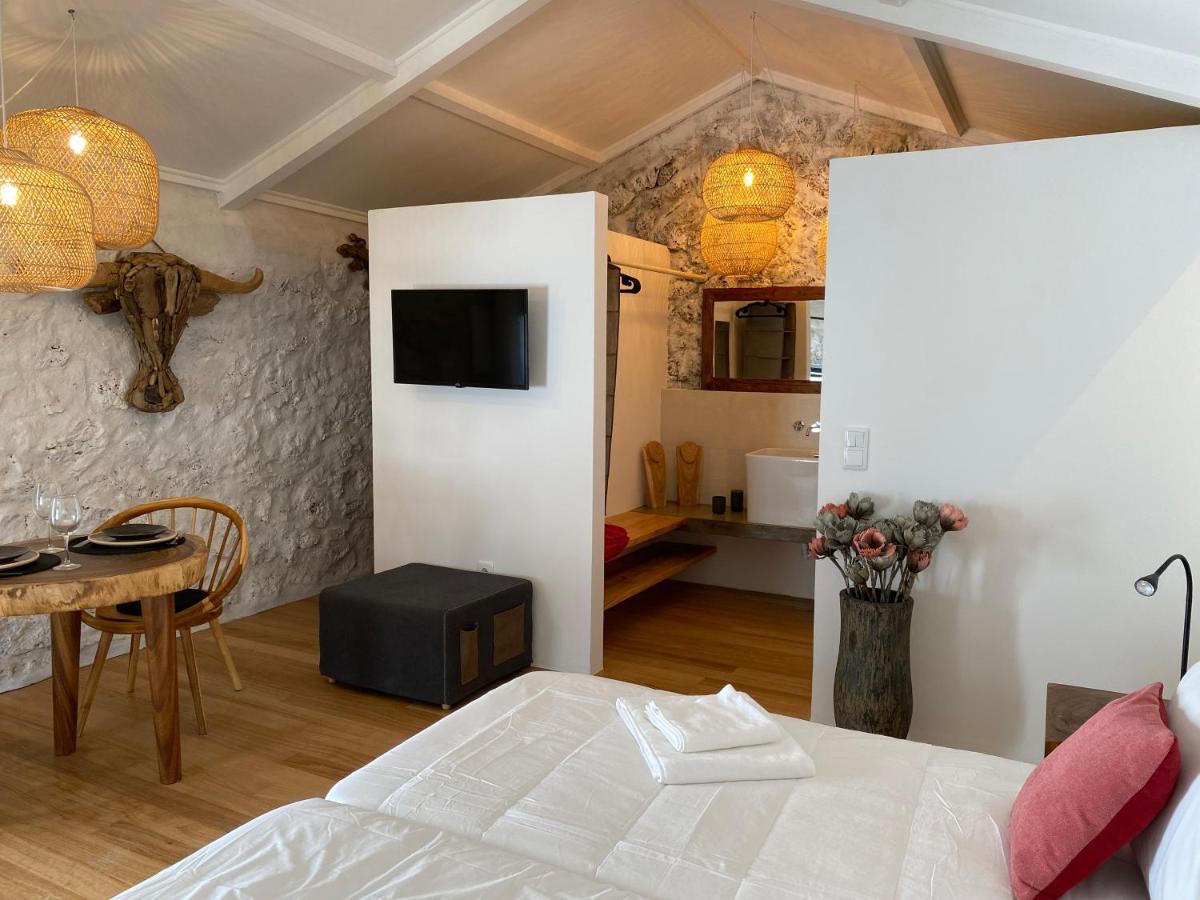 LUZZ me - Casas de Santa Bárbara Apartment Bagian luar foto