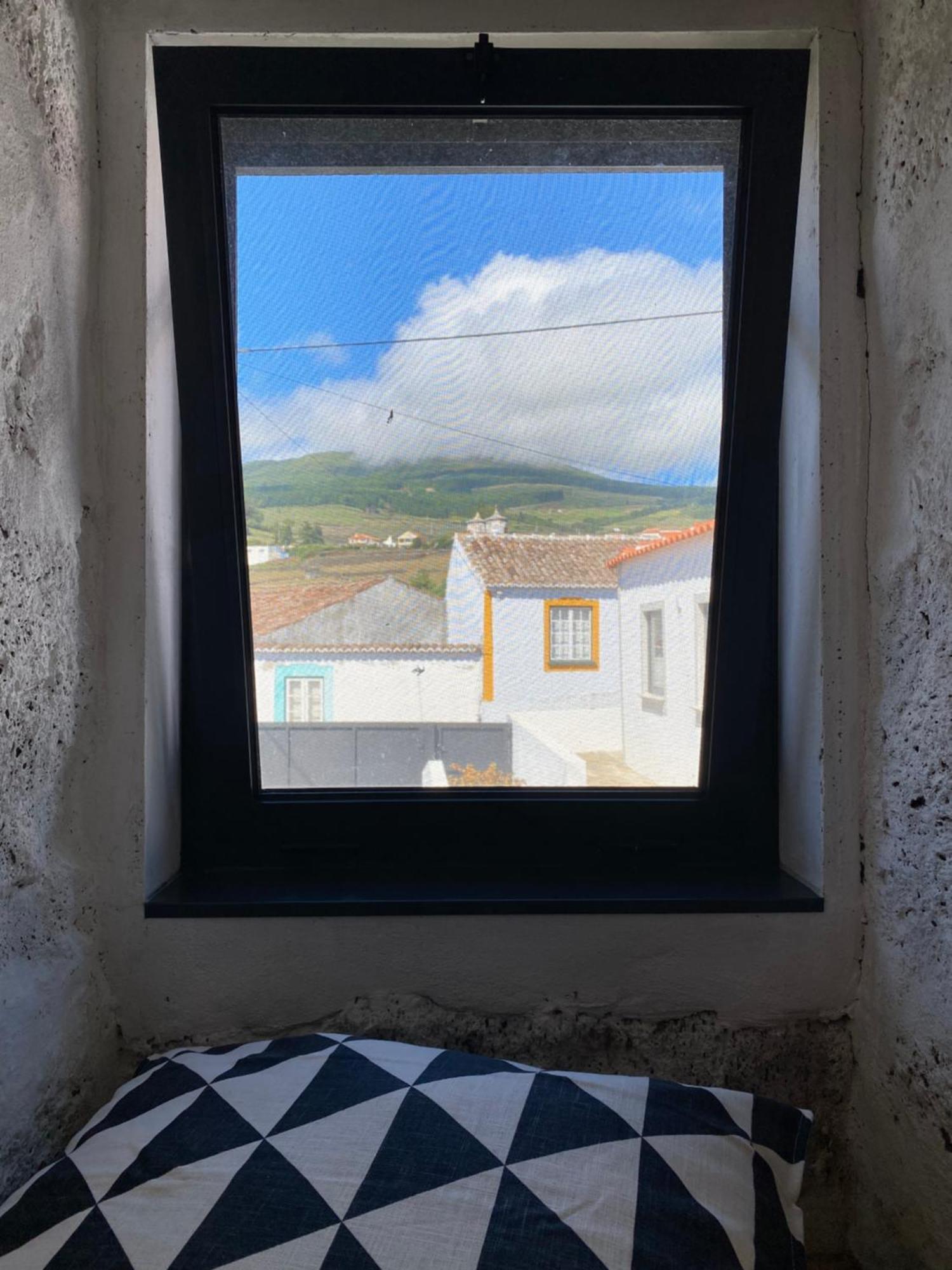 LUZZ me - Casas de Santa Bárbara Apartment Ruang foto